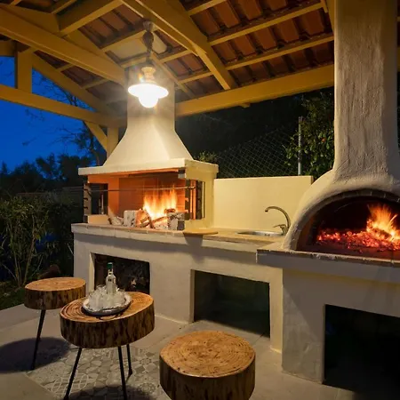 Dorothea With Private Pool, By Zantewize Langadákia