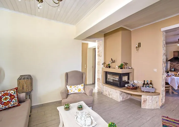 Dorothea With Private Pool, By Zantewize * Λαγκαδάκια