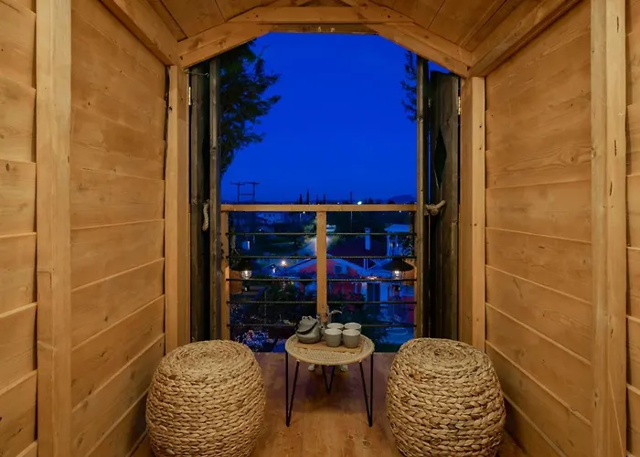 Dorothea With Private Pool, By Zantewize *