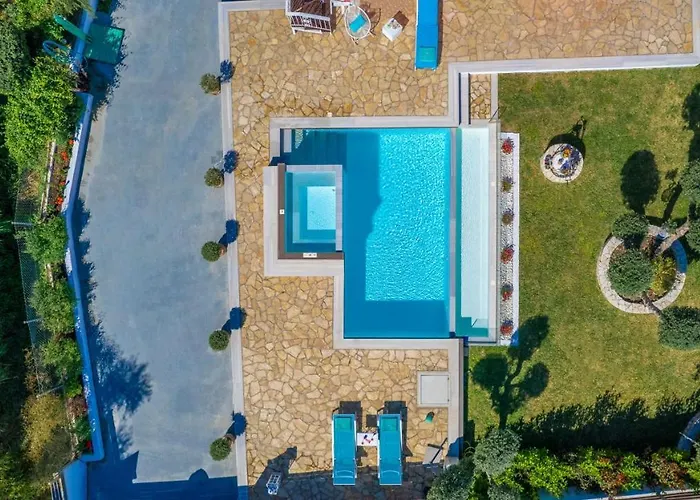 Βίλα Dorothea With Private Pool, By Zantewize