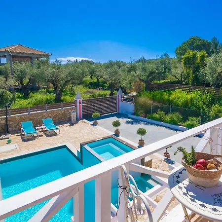 Dorothea With Private Pool, By Zantewize Langadhákia