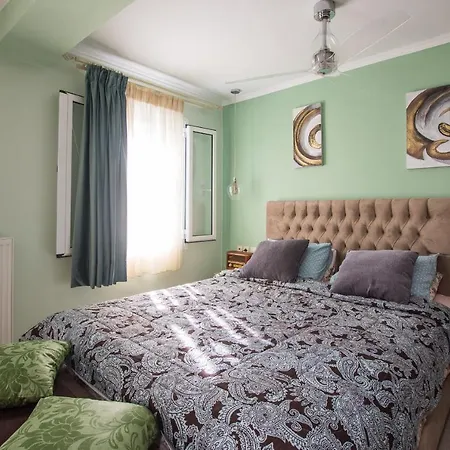 Vila Dorothea With Private Pool, By Zantewize